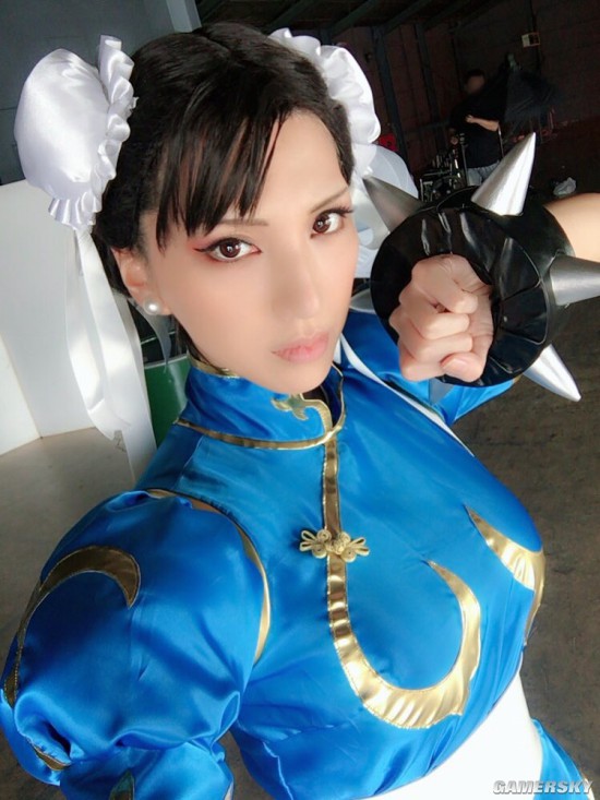 Nóng mắt với cosplay nàng Chun-Li 