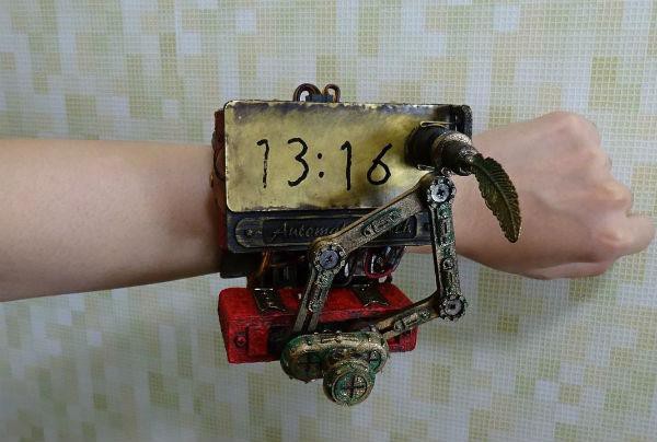 Ngắm những chiếc đồng hồ steampunk ảo diệu không tưởng của nghệ nhân Nhật Bản - Ảnh 1.