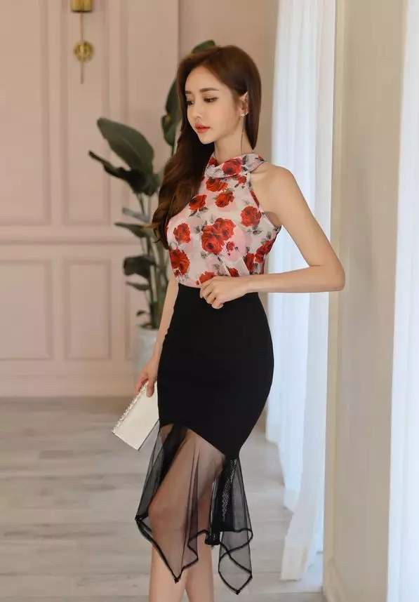 Cùng ngắm vẻ đẹp của Son Yoon Joo - Nữ streamer sexy nhất Hàn Quốc