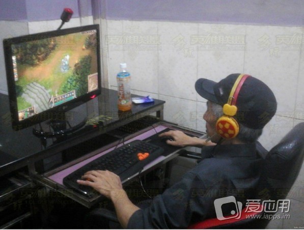 Tâm sự của những gamer ngoài 40 tuổi: 8 năm chơi không qua nổi rank Bạc, con trai bỏ game qua Fortnite còn bố vẫn chơi LMHT