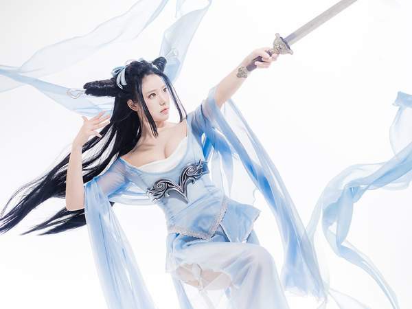 Cosplay Thiện Nữ U Hồn tuyệt đẹp khiến người xem không khỏi khen ngợi