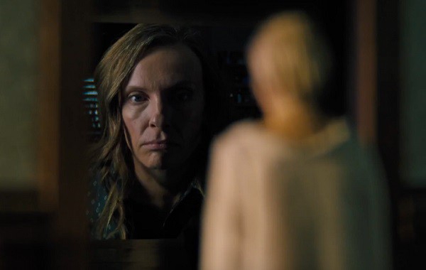 Hereditary: Dòng máu bị nguyền rủa được coi là phim ma đáng sợ nhất năm 2018, hơn cả “Insidious”