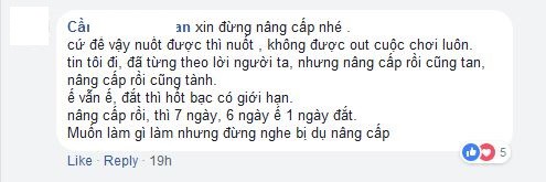 Quán net mở từ sáng đến 4 giờ chiều được mỗi 3 khách, tiền thu còn không đủ mua bánh mỳ