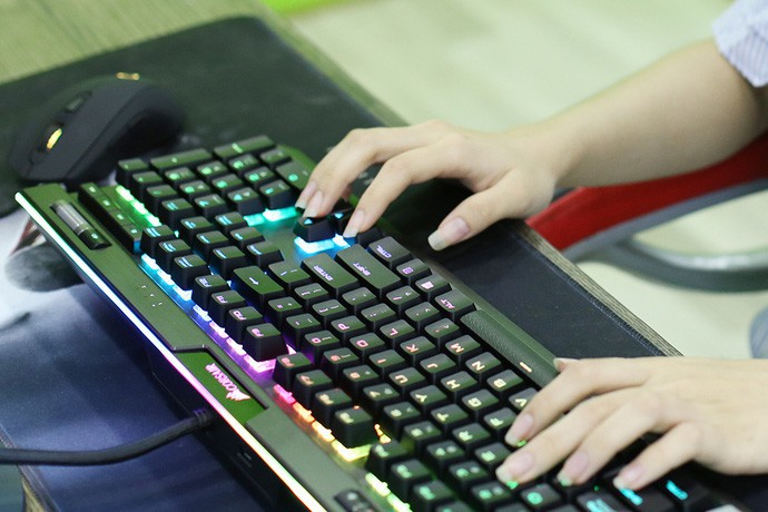 Loạt bàn phím cơ RGB đẹp tuyệt vời đáng mua nhất hiện nay tại Việt Nam
