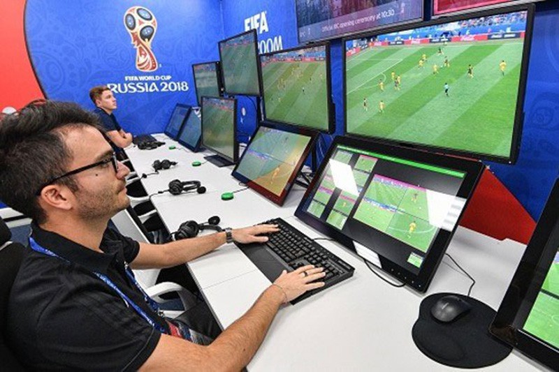 Công nghệ VAR khiến cảm xúc người xem World Cup không còn 