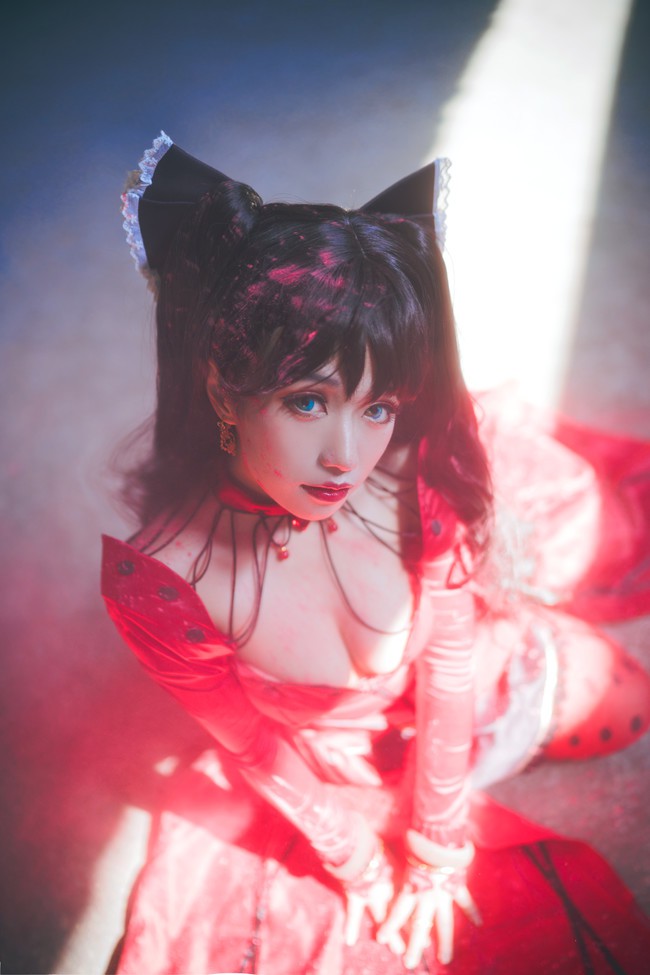 Cosplay thiếu nữ Rin Tohsaka tuyệt đẹp trong Fate/Grand Order