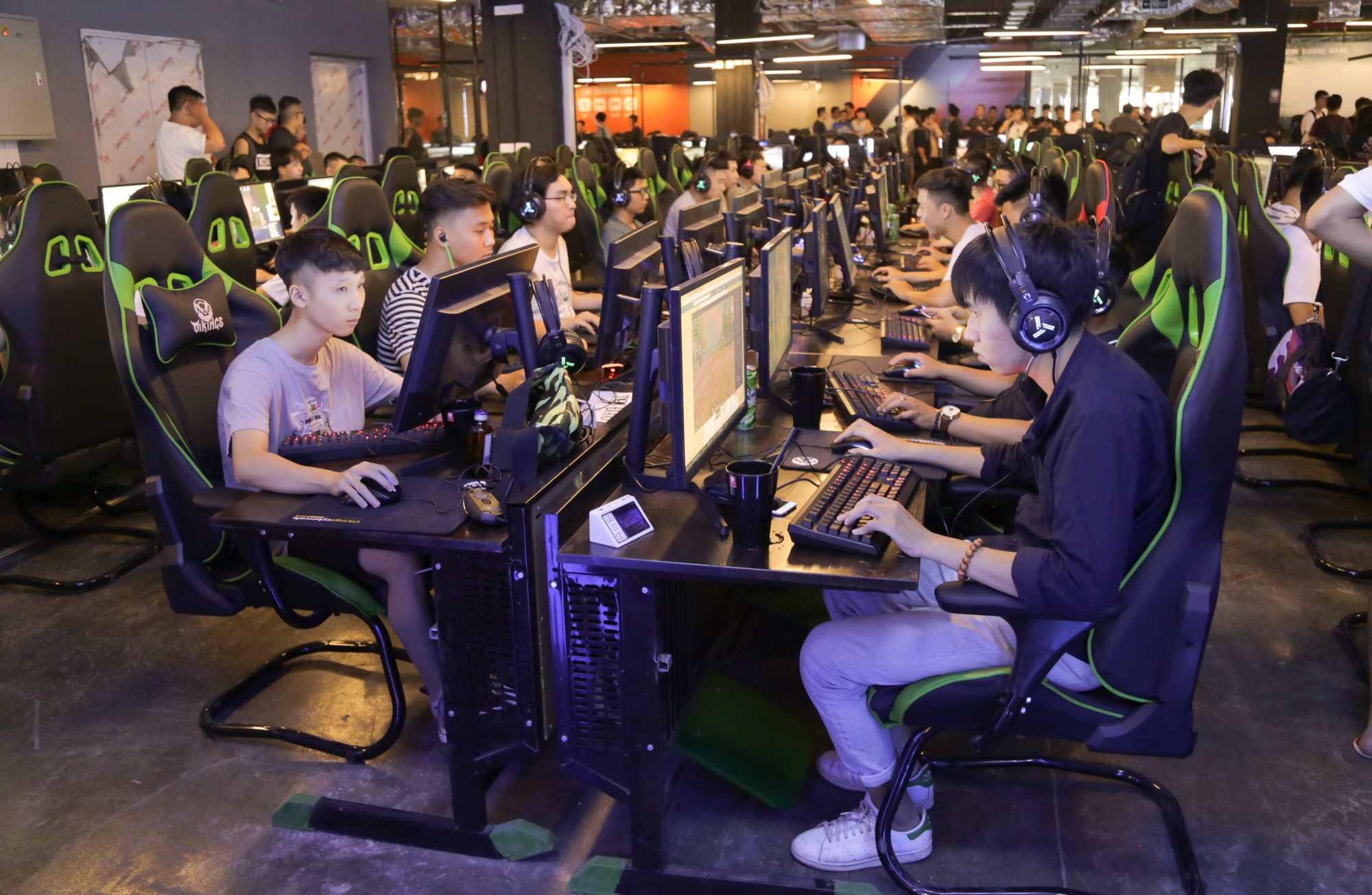 Tới thăm Vikings Esports Arena Cyber game 'triệu đô' mới mở cửa tại