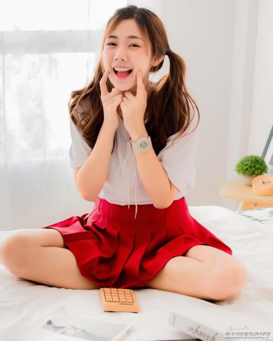 Nilawan Iamchuasawad - Hot girl Thái Lan có nụ cười tỏa nắng