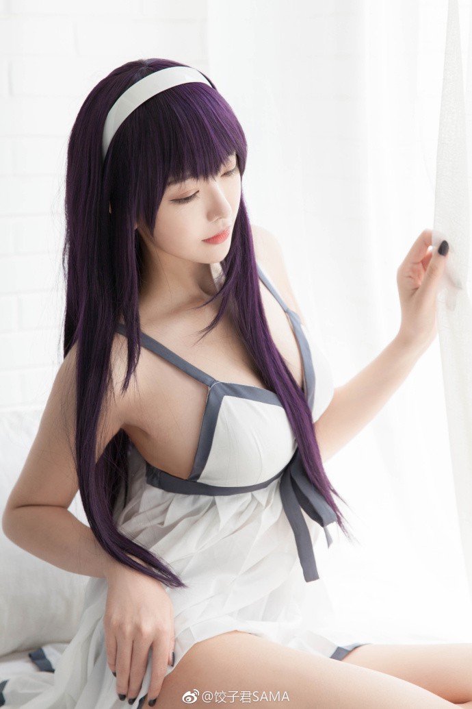 cosplay-nhan-vat-Kasumigaoka-Utaha-dep-trong-game-Saenai-Heroine-no-Sodatekata-1