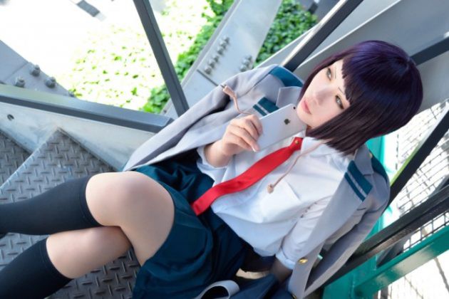 Giải nhiệt mùa hè với hình ảnh cosplay những cô gái xinh đẹp trong Boku no Hero Academia