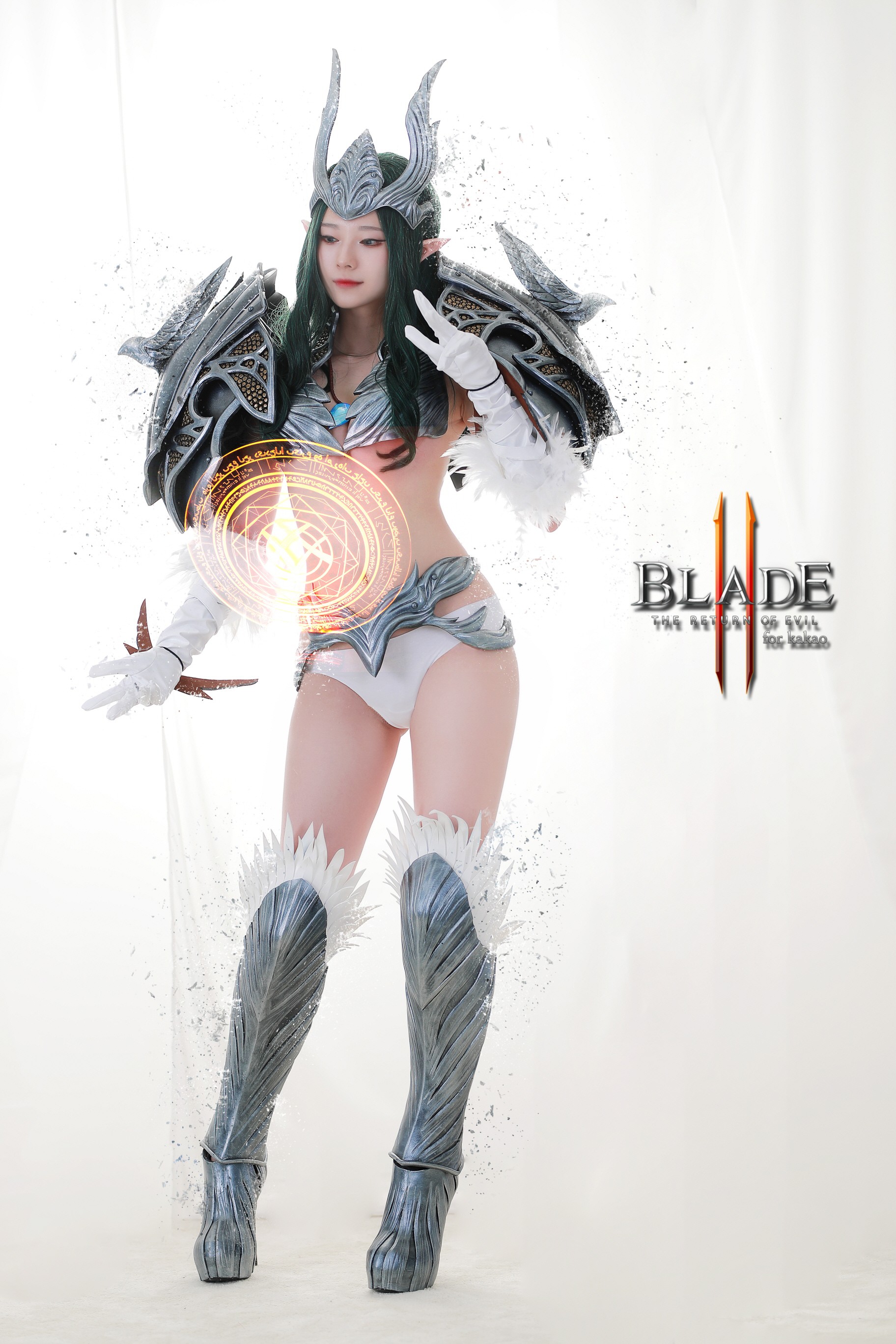 Cùng ngắm cosplay Blade II: The Return of Evil tuyệt đẹp