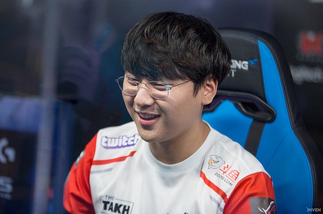 LMHT: Chẳng có bất ngờ nào cả, SKT chính thức bị loại khỏi playoffs LCK mùa Hè 2018 khi để thua Griffin 2-0 - Ảnh 2.