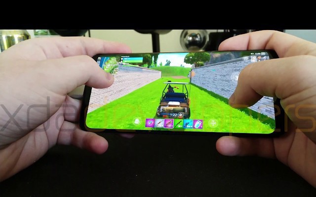 Fortnite cho Android được giới thiệu trên Galaxy S9 trước khi Galaxy Note9 ra mắt - Ảnh 1.