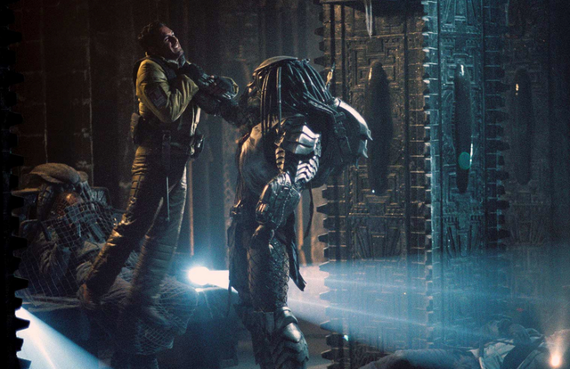 Trailer cuối cùng của quái thú vô hình The Predator đã chịu xuất hiện, được gắn hẳn mác R+ - Ảnh 2.