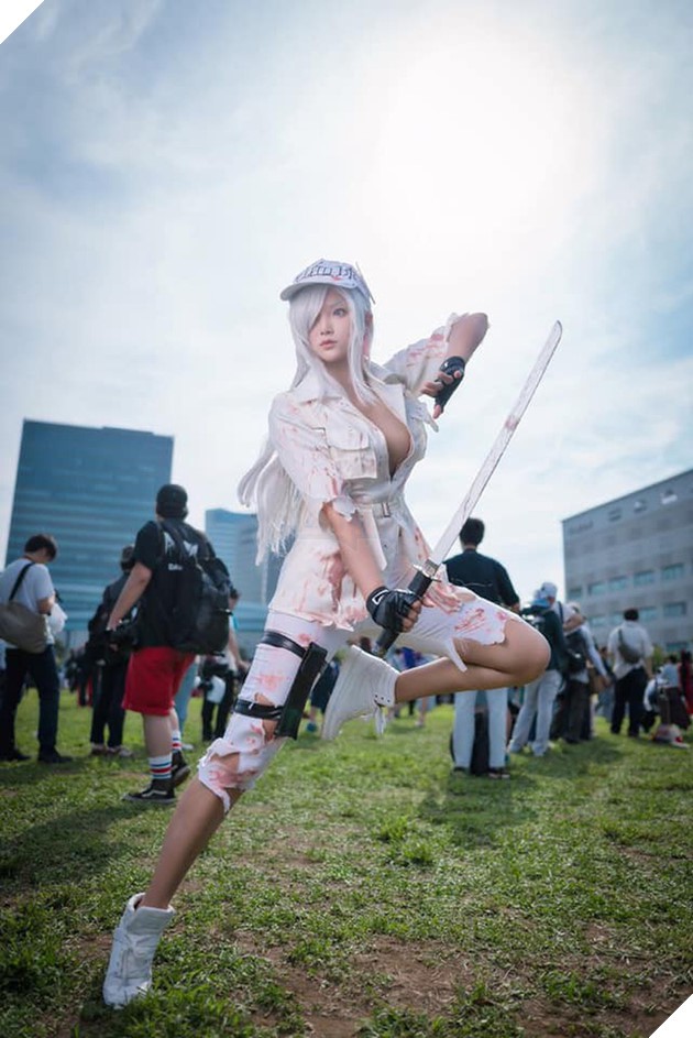 Nóng bỏng mắt với bộ ảnh cosplay cực sexy của nàng Bạch Cầu trong anime đình đám Cells at Work - Ảnh 11.