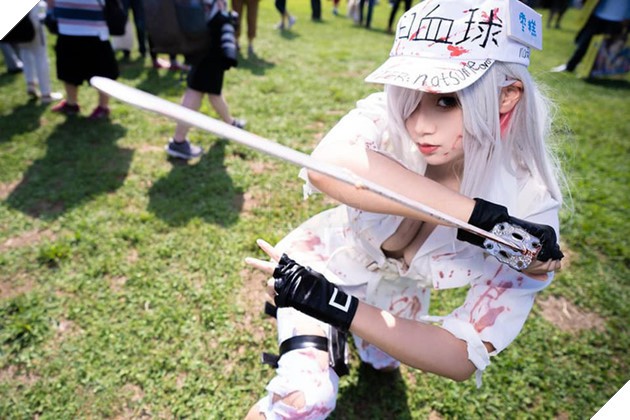 Nóng bỏng mắt với bộ ảnh cosplay cực sexy của nàng Bạch Cầu trong anime đình đám Cells at Work - Ảnh 16.