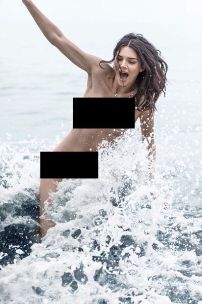 Kendall Jenner lộ cả bộ ảnh khỏa thân hoàn toàn gây sốc, trở thành cái tên viral hàng đầu mạng xã hội! - Ảnh 10.