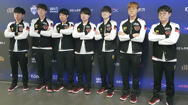 LMHT: Cả thế giới phát cuồng khi Griffin hủy diệt Jin Air bằng ván đấu không thể hoàn hảo hơn, không mất một mạng và trụ nào - Ảnh 3.