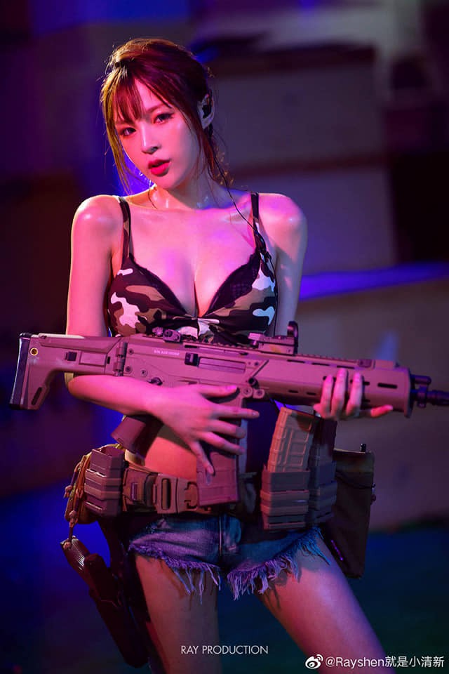 Vẻ sexy khó cưỡng bên cây súng của nữ cosplayer khiến 500 anh em không thể rời mắt - Ảnh 8.