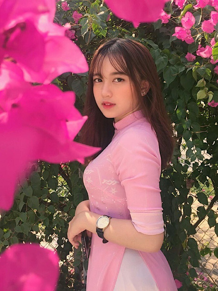 Nữ sinh ĐH Tôn Đức Thắng gây thương nhớ trên MXH, muốn theo đuổi đam mê bằng thành tích học tập - Ảnh 1. Nữ sinh ĐH Tôn Đức Thắng gây thương nhớ trên MXH, muốn theo đuổi đam mê bằng thành tích học tập - Ảnh 1.