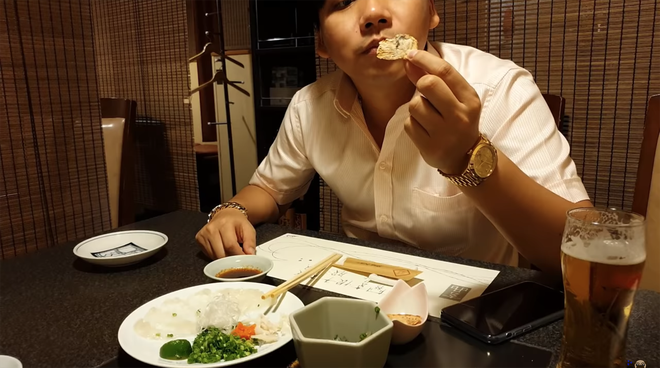 Khoa Pug liều mạng đi ăn cá nóc độc chết người ở Tokyo: sau này không thấy tôi ra video nữa là hiểu rồi nhé! - Ảnh 5.