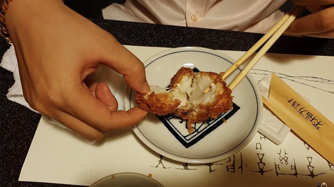 Khoa Pug liều mạng đi ăn cá nóc độc chết người ở Tokyo: sau này không thấy tôi ra video nữa là hiểu rồi nhé! - Ảnh 6. Khoa Pug liều mạng đi ăn cá nóc độc chết người ở Tokyo: sau này không thấy tôi ra video nữa là hiểu rồi nhé! - Ảnh 6.