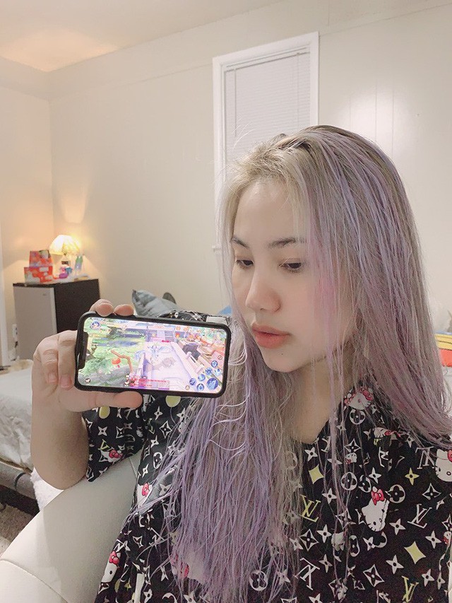 3 hot girl thế hệ mới vừa được khai quật trong Thục Sơn Kỳ Hiệp Mobile, vị trí số 2 khiến 500 anh em bỏng mắt - Ảnh 2. 3 hot girl thế hệ mới vừa được khai quật trong Thục Sơn Kỳ Hiệp Mobile, vị trí số 2 khiến 500 anh em bỏng mắt - Ảnh 2.