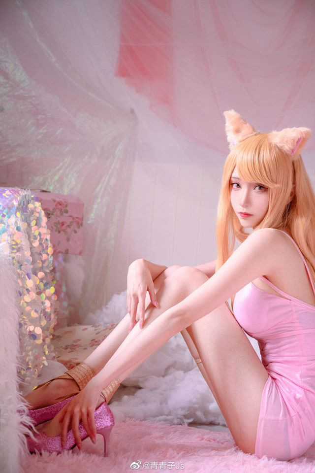 Ngẩn ngơ khi ngắm bộ ảnh cosplay nàng cáo Ahri kute trong Liên Minh Huyền Thoại - Ảnh 2.