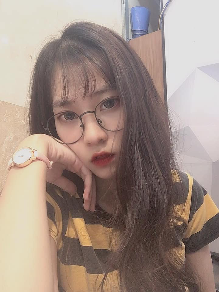 Au iDol trở thành vựa thính mới của giới trẻ theo đúng nghĩa đen: Hội tụ toàn gái xinh... thế hệ 0x - Ảnh 7. Au iDol trở thành vựa thính mới của giới trẻ theo đúng nghĩa đen: Hội tụ toàn gái xinh... thế hệ 0x - Ảnh 7.