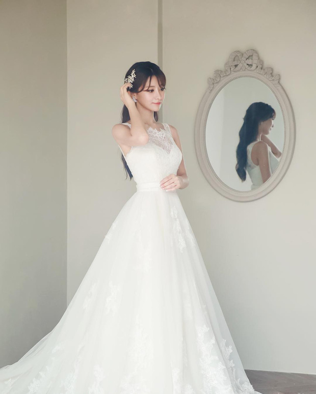Vẻ đẹp nghiêng nước nghiêng thành của thiên thần LCK Kim Su-hyeon - Ảnh 6. Vẻ đẹp nghiêng nước nghiêng thành của thiên thần LCK Kim Su-hyeon - Ảnh 6.