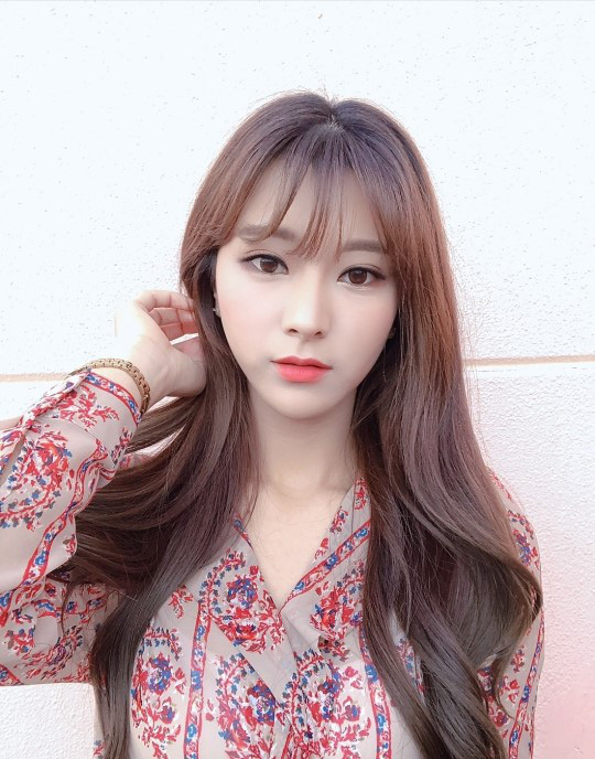 Vẻ đẹp nghiêng nước nghiêng thành của thiên thần LCK Kim Su-hyeon - Ảnh 14. Vẻ đẹp nghiêng nước nghiêng thành của thiên thần LCK Kim Su-hyeon - Ảnh 14.