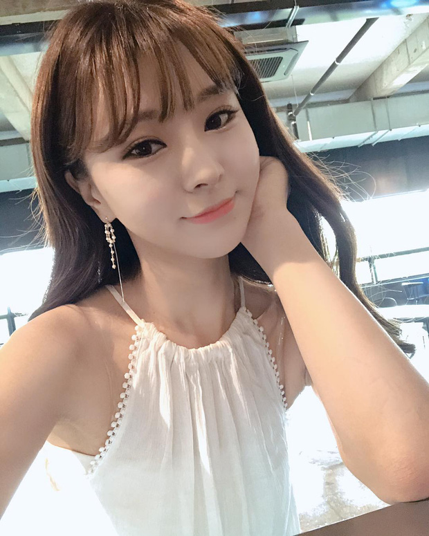 Vẻ đẹp nghiêng nước nghiêng thành của thiên thần LCK Kim Su-hyeon - Ảnh 10. Vẻ đẹp nghiêng nước nghiêng thành của thiên thần LCK Kim Su-hyeon - Ảnh 10.