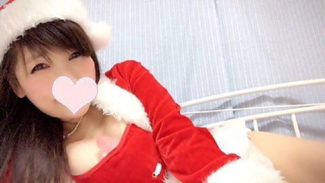 Sốc khi hotgirl xinh đẹp, gợi cảm nổi tiếng ở Nhật Bản bị lộ là bà cô già 58 tuổi - Ảnh 2.