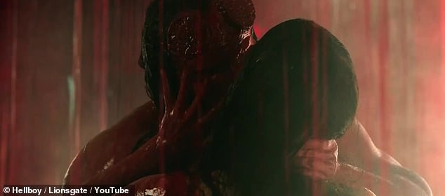 15 chi tiết thú vị ẩn chứa trong Trailer Hellboy 2019 mà chỉ fan cuồng của Đại chúa Quỷ mới có thể nhận ra - Ảnh 17.