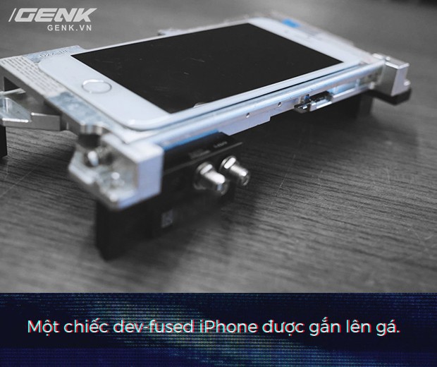 Đây là cách các hacker mũ đen phá vỡ lớp bảo mật tưởng chừng vững chắc của iPhone, Apple biết nhưng không thể làm gì nổi họ - Ảnh 6.