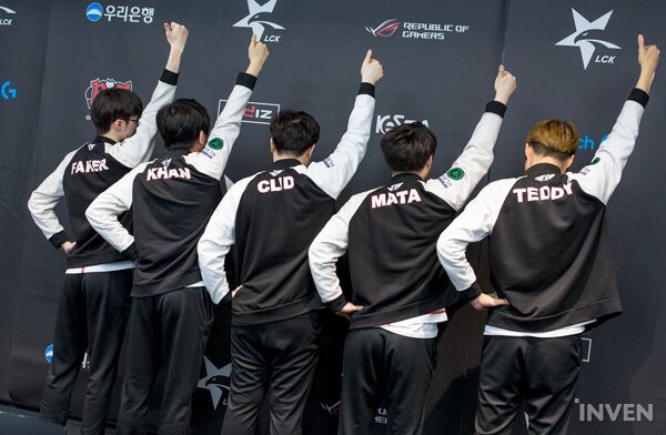 LMHT: KT Rolster CHÍNH THỨC phải đánh vòng thăng hạng LCK Hè 2019, trở thành ông vua tệ nhất lịch sử - Ảnh 2.