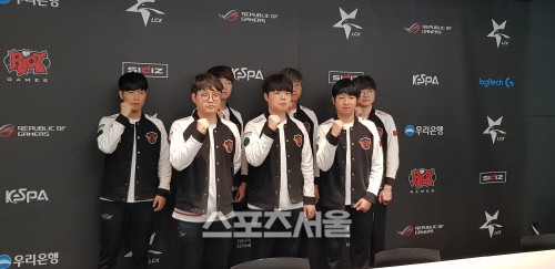 LMHT: Chung kết LCK Xuân 2019, SKT T1 hay Griffin sẽ là chủ nhân của ngai vàng? - Ảnh 3. LMHT: Chung kết LCK Xuân 2019, SKT T1 hay Griffin sẽ là chủ nhân của ngai vàng? - Ảnh 3.