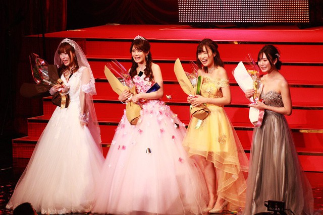 Điểm lại những gương mặt từng lên ngôi tại giải thưởng Oscar phim người lớn Nhật Bản trong thời gian qua - Ảnh 1.