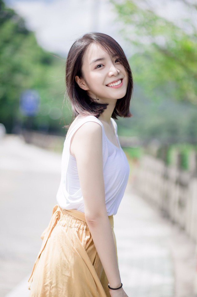 LMHT: Chiêm ngưỡng dàn mĩ nhân danh tiếng của làng LMHT sẽ hội tụ tại Vòng bảng MSI 2019 - Ảnh 21. LMHT: Chiêm ngưỡng dàn mĩ nhân danh tiếng của làng LMHT sẽ hội tụ tại Vòng bảng MSI 2019 - Ảnh 21.