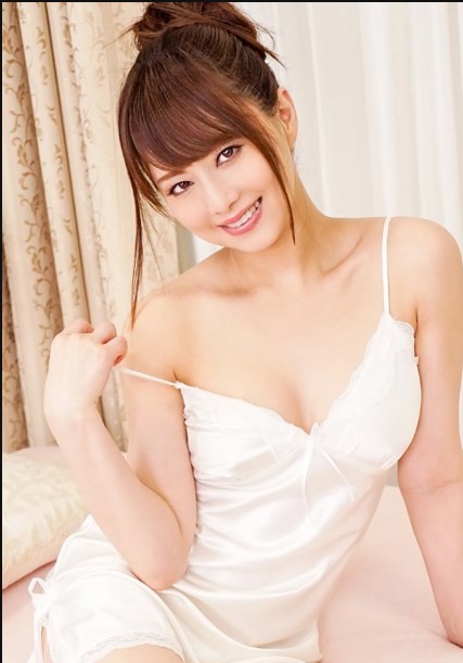 Yua Mikami và 2 idol phim 18+ Nhật Bản tiết lộ về lần đầu làm chuyện ấy - Ảnh 9.