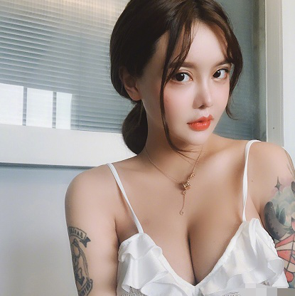 Hốt hoảng hôn lễ của mẫu nữ xứ Trung: Nhan sắc thảm họa từ cô dâu đến khách mời toàn hotgirl Weibo bị bóc trần - Ảnh 21.