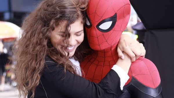 Đánh giá sớm về Spider Man: Far From Home- Hài hước, hấp dẫn, là mảnh ghép hoàn hảo của MCU Phase 3 - Ảnh 4.