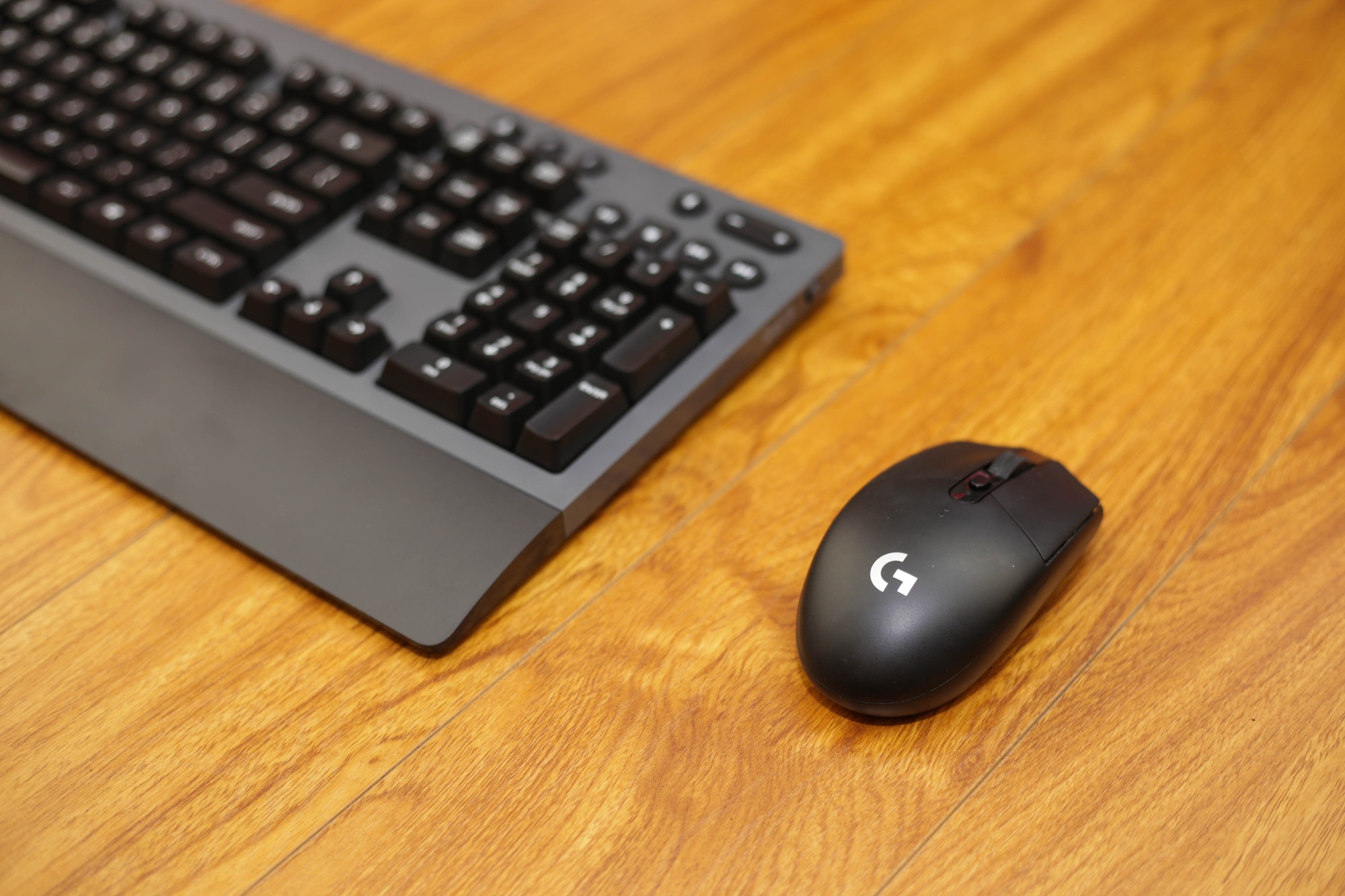 Logitech G304: Trải nghiệm Logitech G304 và G613 - Cặp đôi phím chuột ...