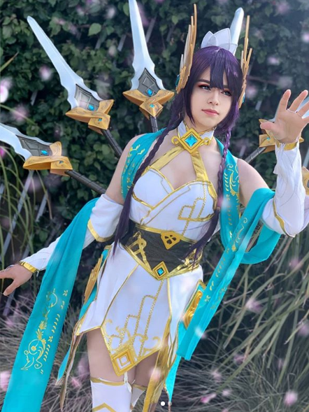 LMHT: Xạ thủ Sneaky lại tiếp tục đốt mắt người hâm mộ với loạt ảnh cosplay mới - Ảnh 5.