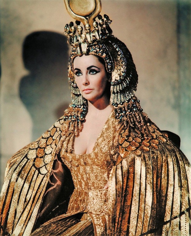 Bí ẩn cuộc đời Nữ hoàng Cleopatra: Vị nữ vương quyến rũ với tài trí thông minh vô thường và độc chiêu quyến rũ đàn ông “bách phát bách trúng” - Ảnh 2.