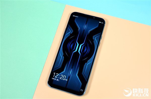 Cận cảnh Xiaomi Black Shark 2 Pro: Một con quái vật ẩn náu trong thân thể mỹ miều - Ảnh 3.