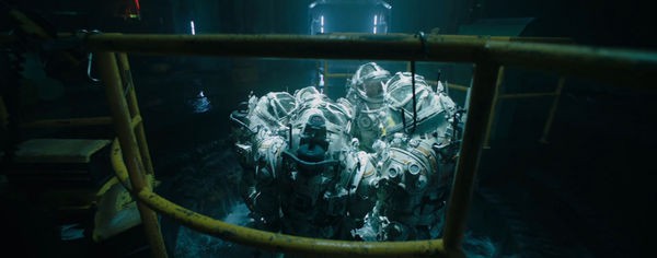 Phim kinh dị viễn tưởng Underwater tung trailer mới khiến khán giả điêu đứng vì quá hoành tráng và mãn nhãn - Ảnh 5.
