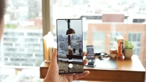 Trên tay Galaxy Note10/Note10+ vừa ra mắt: nhẹ hơn, thiết kế tinh tế hơn, màu sắc rất đẹp, S Pen lột xác hoàn toàn trở thành cây đũa thần trong truyện Harry Potter - Ảnh 11. Trên tay Galaxy Note10/Note10+ vừa ra mắt: nhẹ hơn, thiết kế tinh tế hơn, màu sắc rất đẹp, S Pen lột xác hoàn toàn trở thành cây đũa thần trong truyện Harry Potter - Ảnh 11.