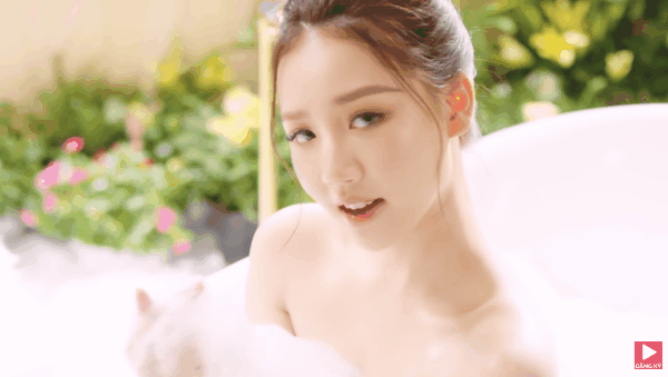 Gái xinh thật sướng: Thở nhẹ vài câu cũng có tổ đội “siêu VIP” vào giúp, nhiều ông còn tình nguyện kéo suốt đời! - Ảnh 6. Gái xinh thật sướng: Thở nhẹ vài câu cũng có tổ đội “siêu VIP” vào giúp, nhiều ông còn tình nguyện kéo suốt đời! - Ảnh 6.