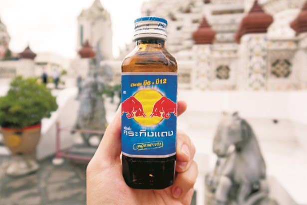 Gia tộc Red Bull: Ông nội từ tay trắng thành tỷ phú Thái Lan, cháu đích tôn sống xa xỉ, lái xe gây tai nạn chết người vẫn chưa đền tội - Ảnh 2.